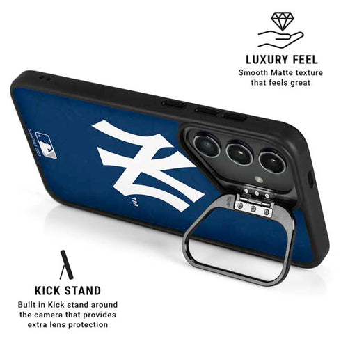 MLB New York Yankees - Solid Distressed Galaxy S24 Plus Kickstand Case